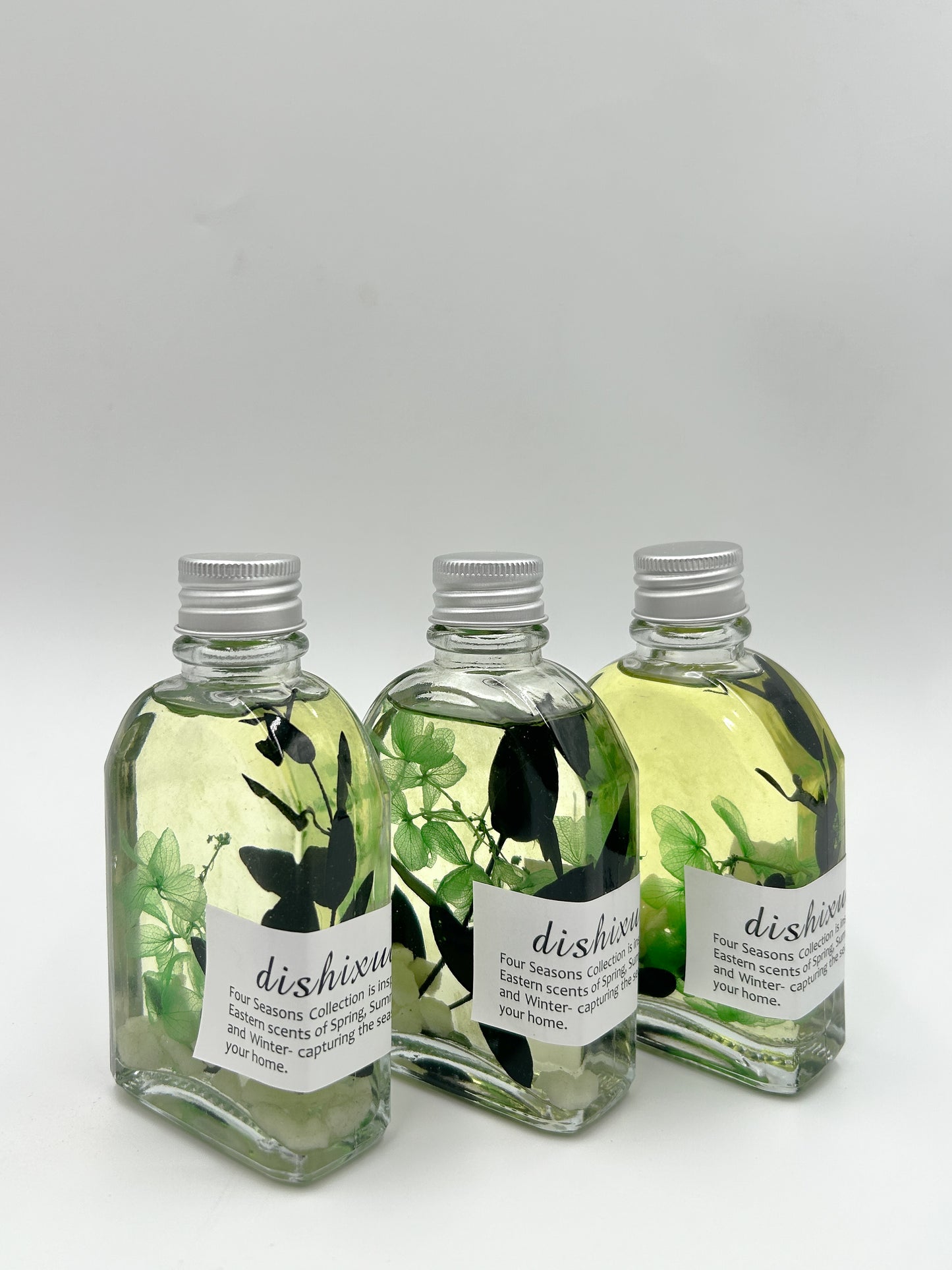 Lime and Basil scented reed diffuser with green dried flowers