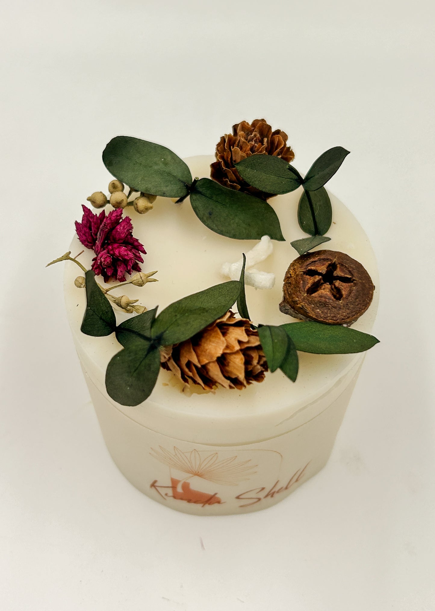 Kundu Shell Scented Soy Wax Candle - Forest Flowers