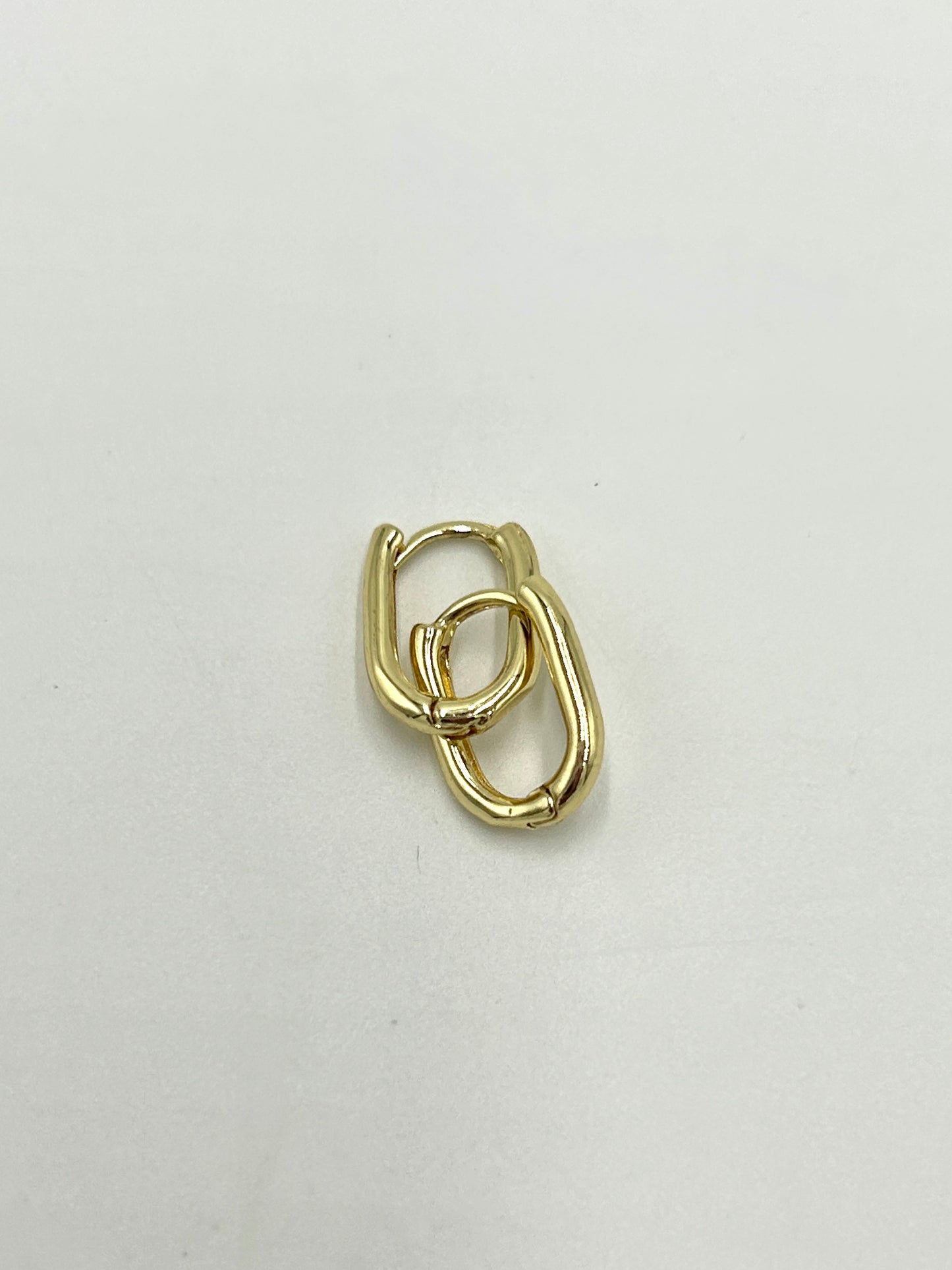 Small Oval Gold Geometric Earring Stylish