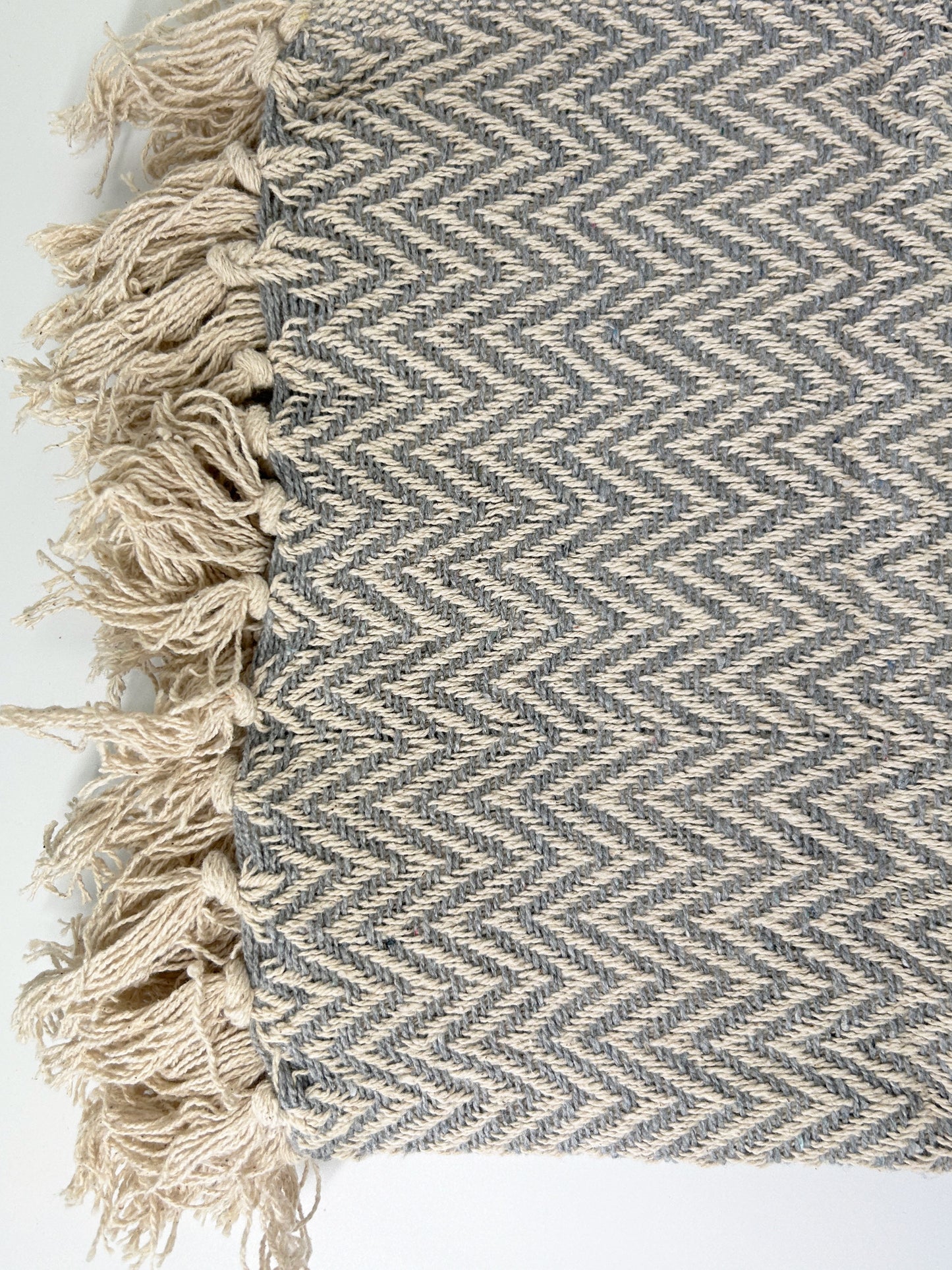 Zig Zag Cotton Throw with Tassels