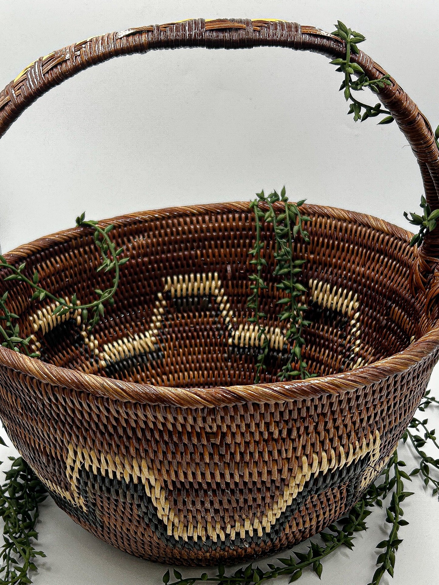 Simple Woven Basket with Handle