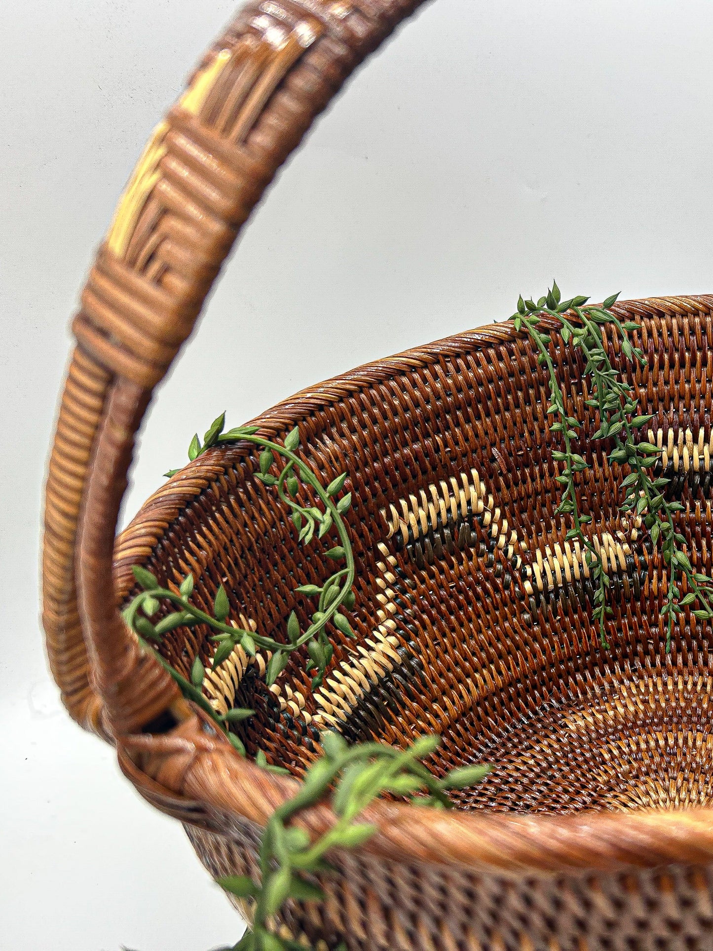 Simple Woven Basket with Handle