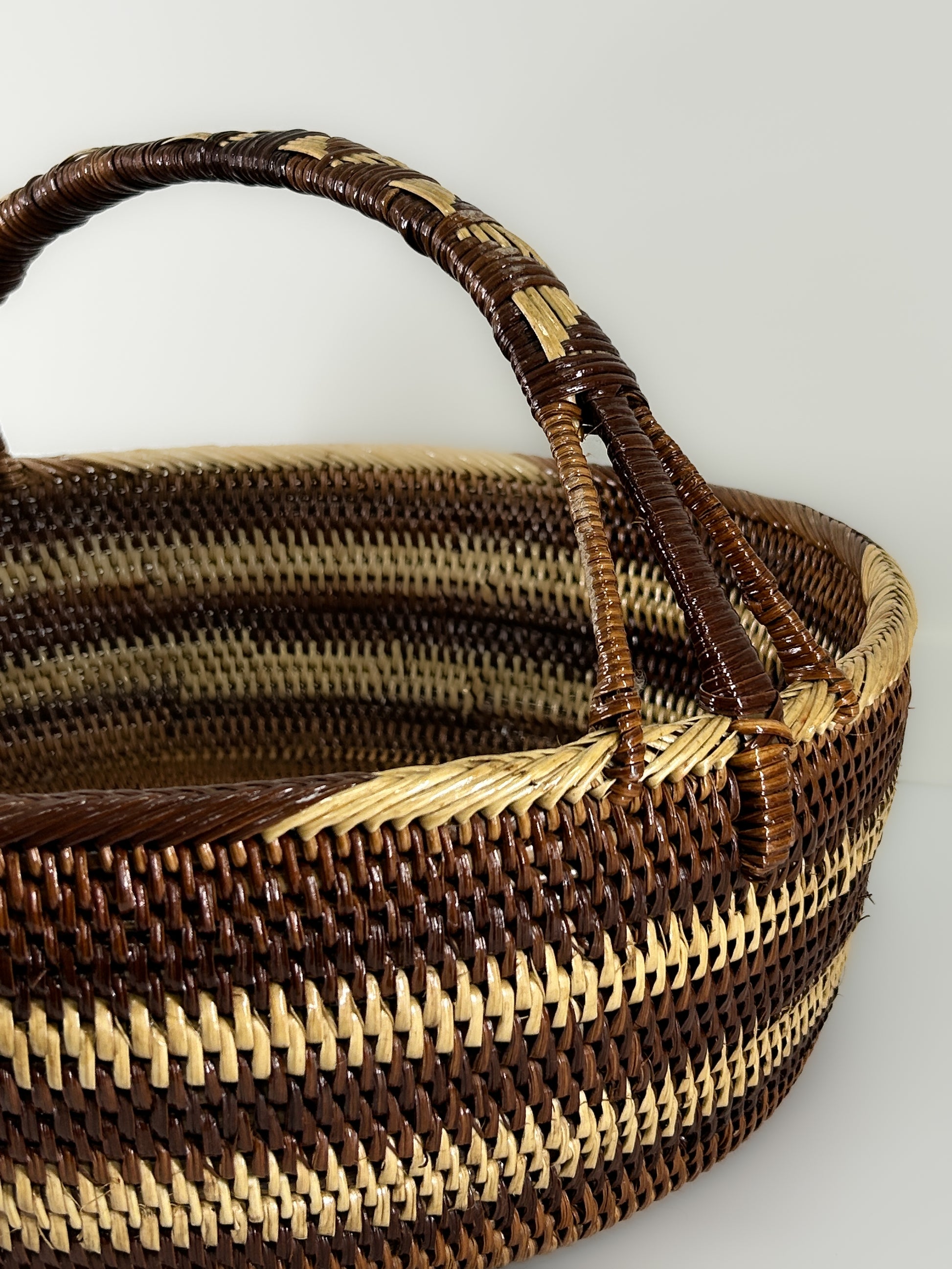 Stripe Round Handwoven Basket with Handle from Papua New Guinea