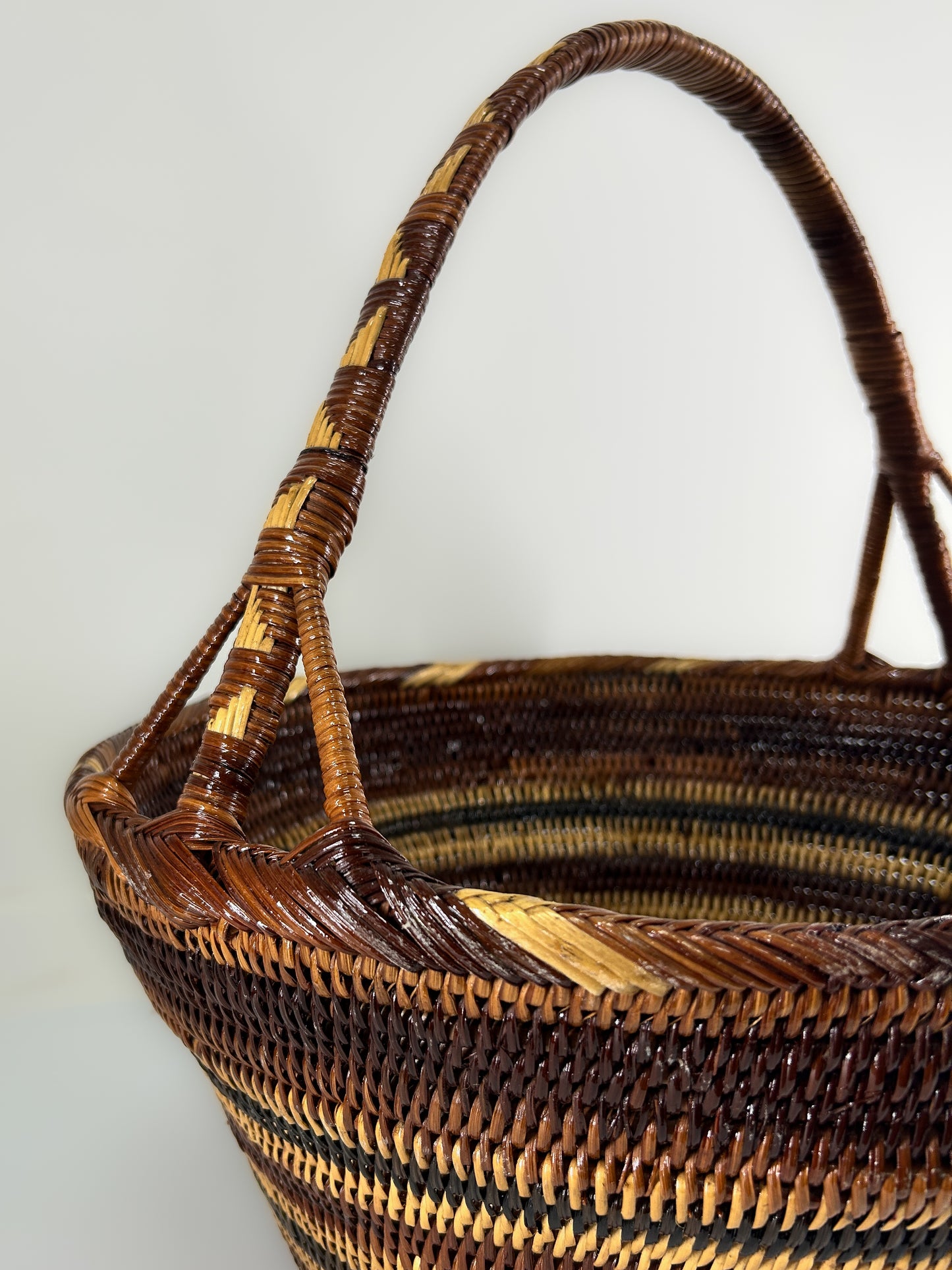 Simple Woven Basket with Handle