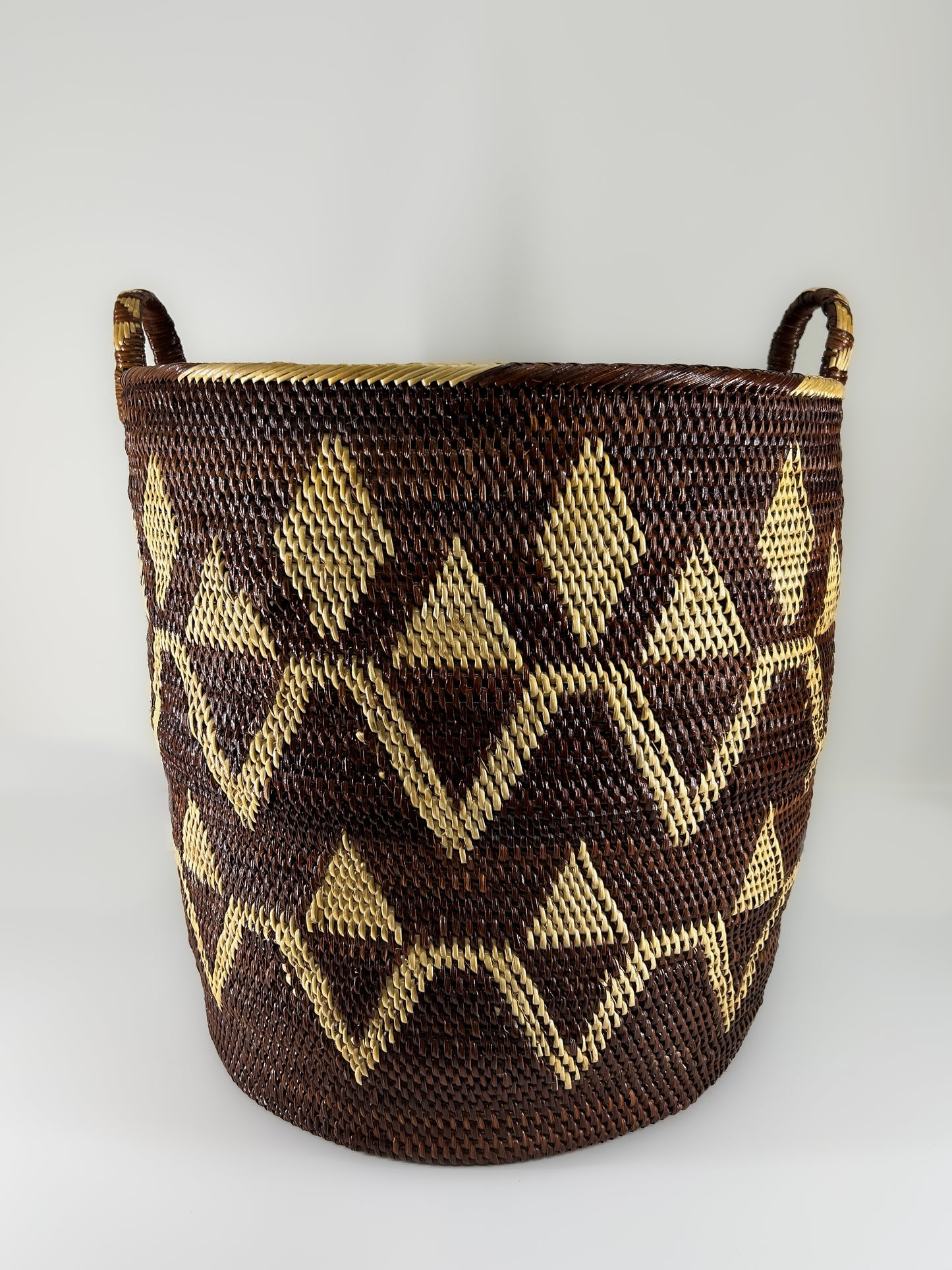 Woven Diamond Laundry Basket